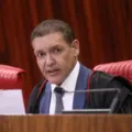 Nunes Marques manda TSE analisar canal “Exército do Lula” com urgência imagem
