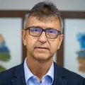 "O ambiente de comunicação está cada vez mais complexo e veloz", diz André Curvello imagem