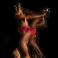 O que acontece quando a raiva vira dança? Espetáculo estreia em Salvador imagem