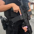 PM apreende armas, drogas e maleta cirúrgica no Jambeiro imagem