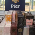 PRF apreende perfumes do Paraguai sem nota fiscal na Bahia imagem