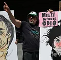 Professor revela crise na Argentina após medidas econômicas de Milei imagem