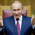 Putin acusa Europa de se armar para guerra contra a Rússia imagem