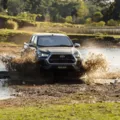 Toyota Hilux tem desconto de R$ 44,7 mil antes da nova geração imagem