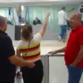 Vereador xinga mãe de autista para esconder colapso na saúde imagem