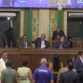 Vídeo: Carlos Muniz declara apoio a Lula no 2º turno: “Faz o L” imagem