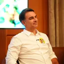 Flávio Bolsonaro faz primeira visita ao pai após decisão de Moraes