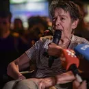 Idosa despejada de apartamento aos 87 anos manda recado do hospital: “Lutem”
