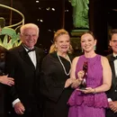 Isabela Suarez recebe o título Master do Best of Brazil Global Awards