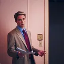 Robert Pattinson estrela filme que expõe bastidores de programa de TV