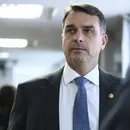 Substituir servidores por IA: plano de equipe de Flávio Bolsonaro esbarra na Constituição