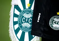 Adversário do Vitória demite membro da comissão por agredir atleta