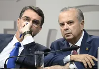 Aliados de Flávio Bolsonaro tentam enterrar fim da escala 6x1