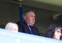 Ancelotti vai assistir João Pedro e ele faz um gol a favor e um contra