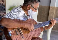 Aos 98 anos, baiano seu Altamiro é homenageado no Clube do Choro
