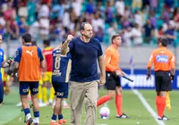 Após o triunfo, Ceni reclama da postura do Bahia: “Foi uma merd*”