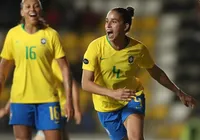 Baiana da Seleção Brasileira anuncia aposentadoria às vésperas da Copa