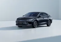 BYD King supera Corolla e assume liderança nos sedãs médios