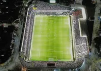 Com capacidade reduzida, Vila Belmiro estará lotada para Santos x Bahia