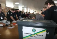 Eleitorado brasileiro no exterior chega a 918 mil em 2026