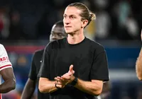 Ex-Flamengo, Filipe Luís bate recorde histórico no comando do Monaco
