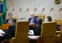 Fachin dá prazo para Mendonça se manifestar após contestação da AGU