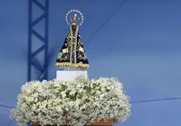 Fiéis celebram Nossa Senhora Aparecida com missas e procissões na Bahia