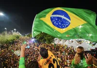 Flávio Bolsonaro pode governar o Brasil dos EUA após se declarar presidente eleito?