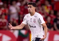 Gabriel Paulista detona o Corinthians antes de encarar o Vitória