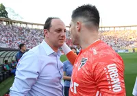 Goleiro do Bragantino declara admiração por Ceni antes de Bahia x Bragantino