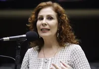 Itália marca data para decidir volta de Carla Zambelli ao Brasil