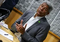 Jerônimo busca aproximação com PSOL e abre caminho para secretaria