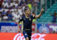 Juba iguala Ávine como defensor com mais gols pelo Bahia no século