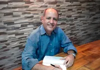 Livro de Décio Torres Cruz ganha três contos inéditos em nova edição