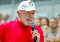 Lula decreta bloqueio de celulares em presídios