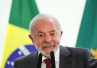 Lula ironiza mudança no voto de Flávio sobre fim da escala 6x1