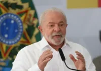 Lula pede prorrogação da votação em Salvador por ausência de ônibus