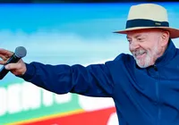 Lula provoca Flávio em reduto bolsonarista: "Quero manter o pai preso"