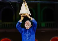 Lula usa polêmica de Nossa Senhora e detona Flávio Bolsonaro: “Ninguém avacalha”