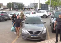 Mãe de bebê encontrado carbonizado é solta pela Justiça após audiência