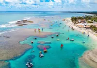 Paraíso nordestino tem águas mornas e praia eleita 10 vezes melhor do Brasil