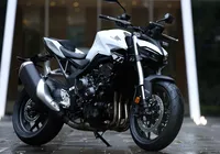 Potência e ronco inconfundível: o que muda na nova Honda CB 1000 Hornet