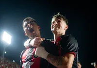 Renê marca, Vitória vence o Grêmio e respira no Brasileirão
