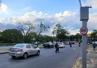 Semáforo com radar sem cronômetro pode anular multas? Entenda