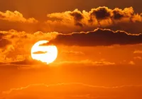 Sol e calor predominam em Salvador, mas chuva deve aparecer na semana