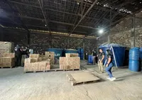 Suspeita de falsificação: polícia encontra 5 mil litros de cachaça em caixas-d’água