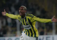 Talisca desabafa com post enigmático em clima problemático na Turquia
