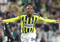 Talisca surpreende e deixa clube turco após renovação e brilho na Champions
