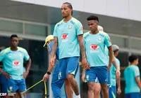 Treinador espanhol compara craque brasileiro com Benzema e Haaland