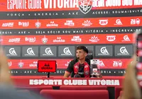 Versátil e bom na recomposição: novo atacante é apresentado no Vitória